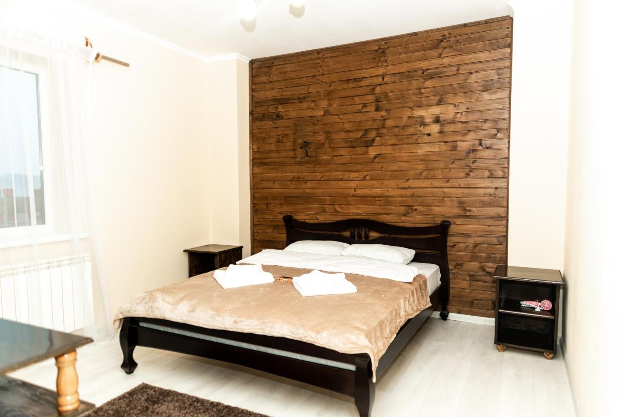 Wood House Hotel Pilipets Bagian luar foto