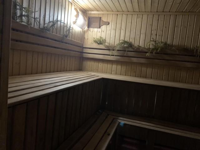 Wood House Hotel Pilipets Bagian luar foto